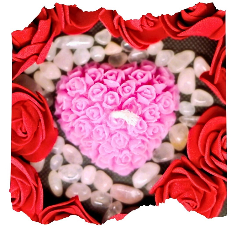 Srdíčko s růžemi svíčka