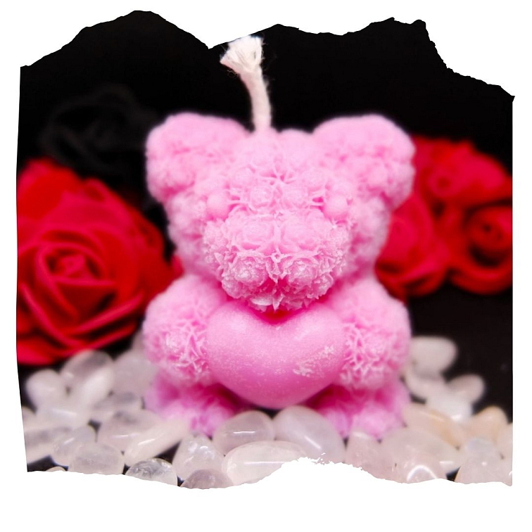 Medvěd z růžiček svíčka