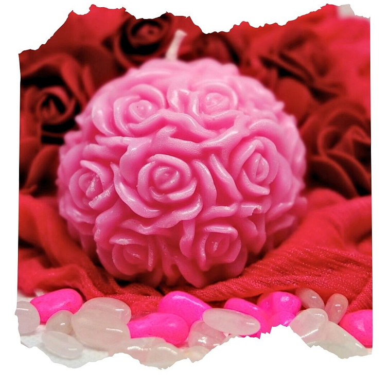 Pugét růží svíčka