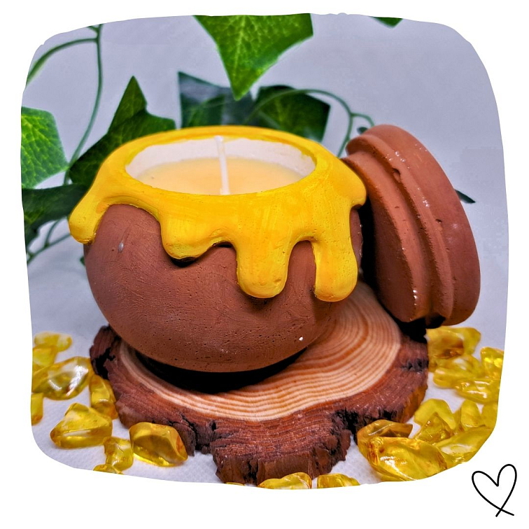Svíčka hrnek od medu malovaná