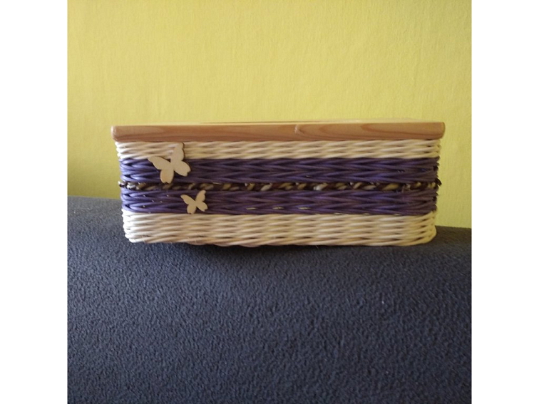 Kapesníčkovník s motýly