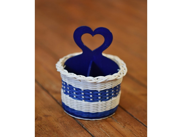 Košík na příbory-srdíčko