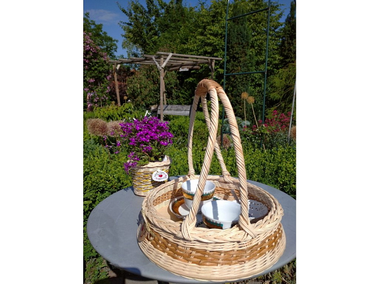 Kulatý podnos s dvojitým uchem