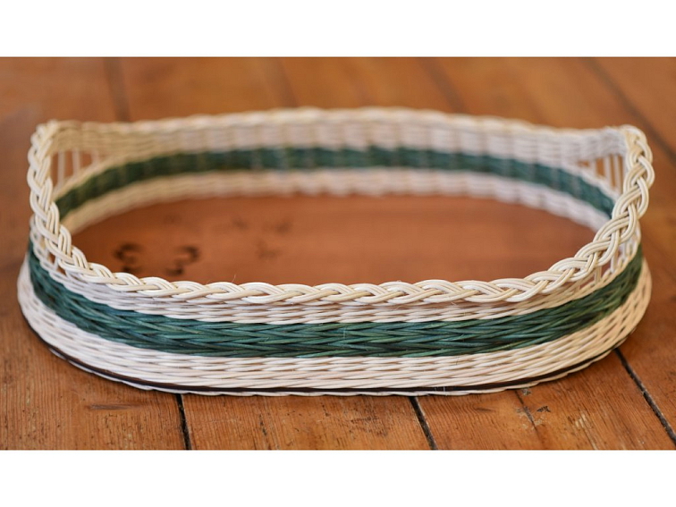 Podnos s vyvýšenými uchy