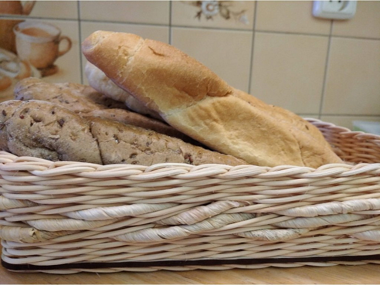 Košík na pečivo-kukuřice