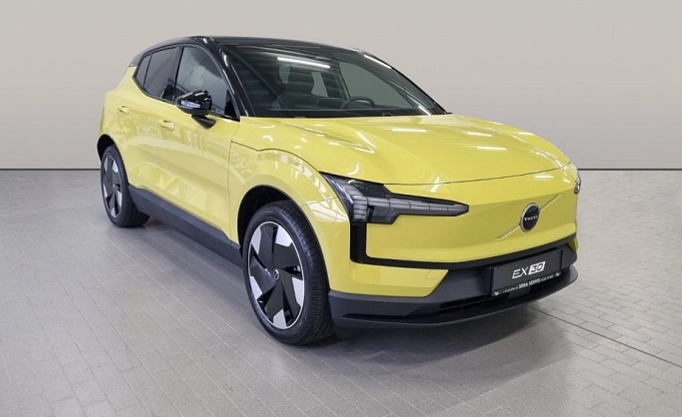 VOLVO EX30 Single Motor Plus 272 HP Extended Range s01-54498