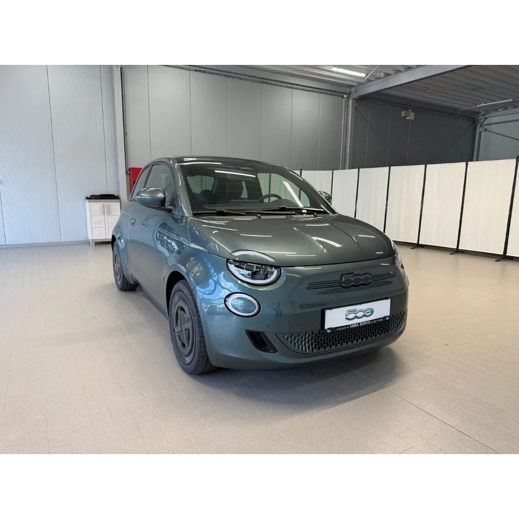 FIAT 500e Giorgio Armani Hatchback 42 kWh. s01-55756