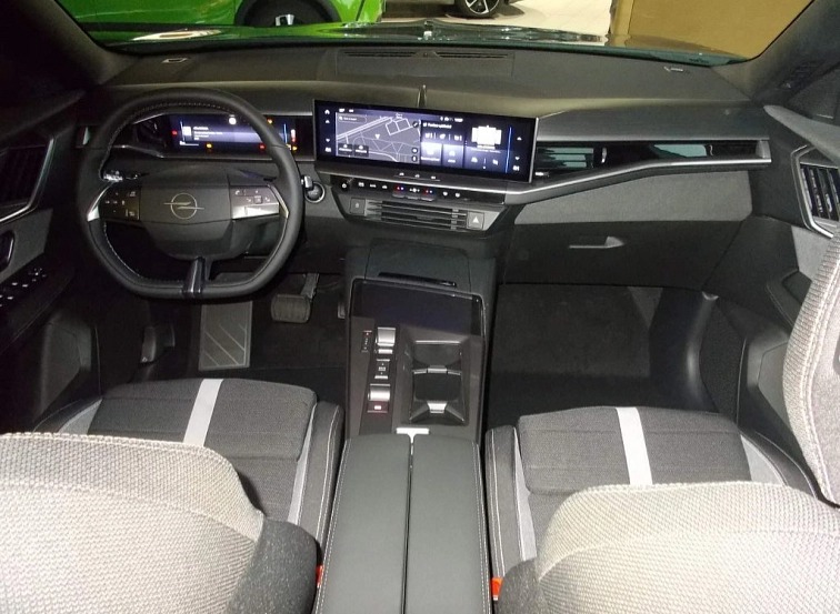 OPEL GRANDLAND Novy Edition Hybrid 1.2 TURBO (100kW/136k) eDCT6 s03-55327