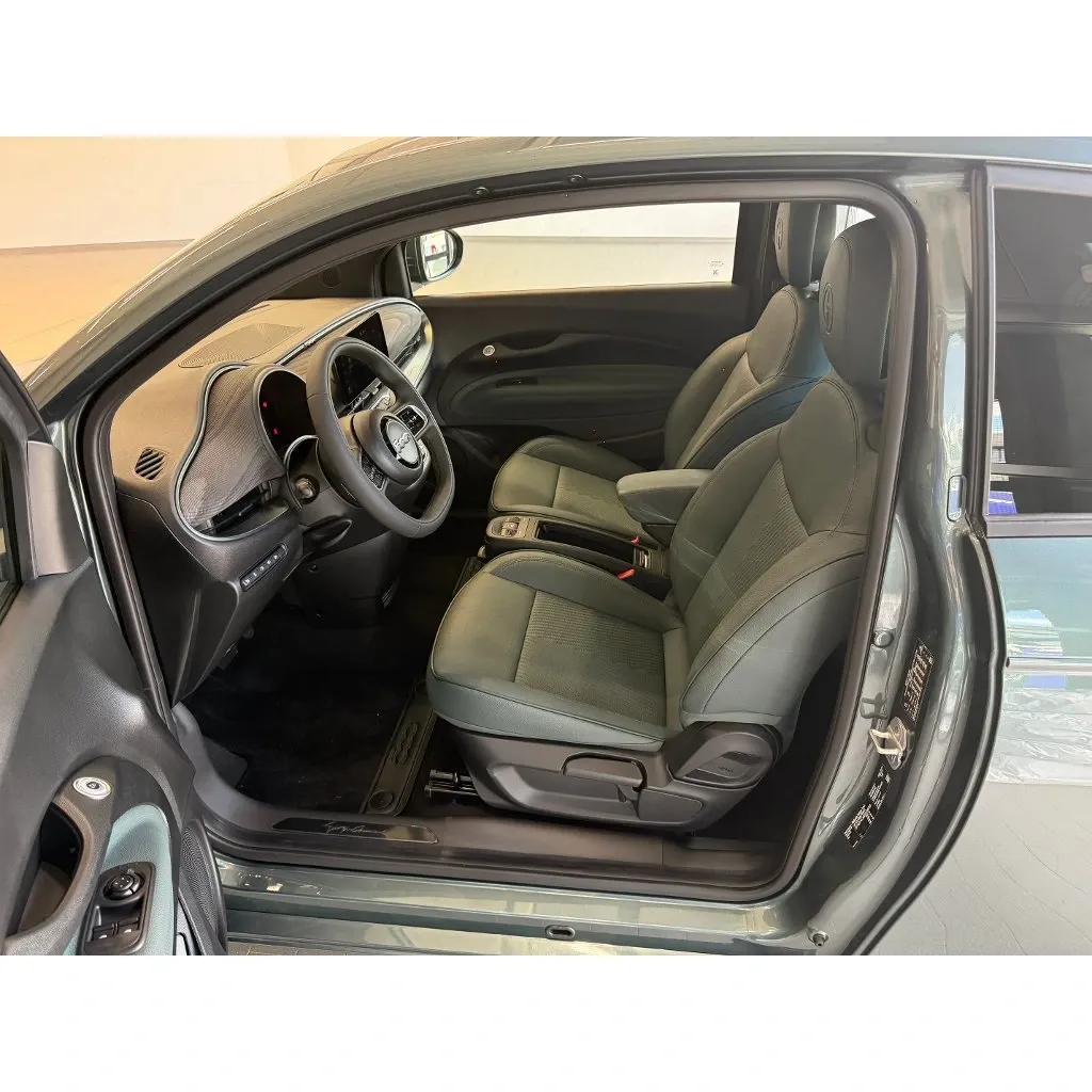FIAT 500e Giorgio Armani Hatchback 42 kWh. s01-55756