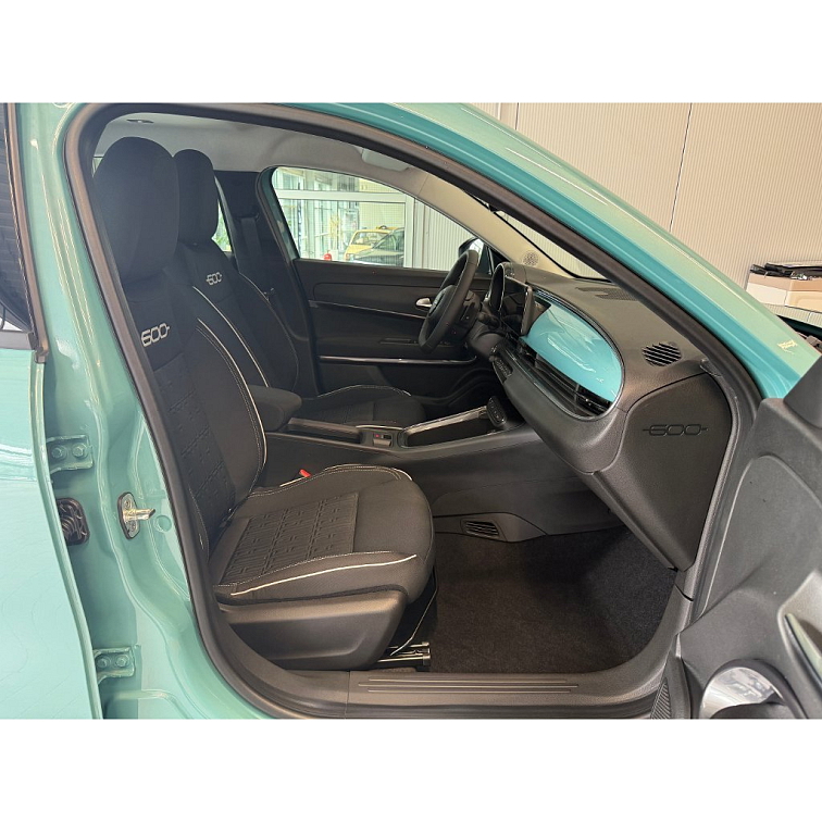 FIAT 600 1.2 Turbo Hybrid 110k MHEV eDCT6 s01-55749