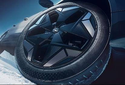 Nekompromisní síla: Grandland Electric AWD míří na český trh!