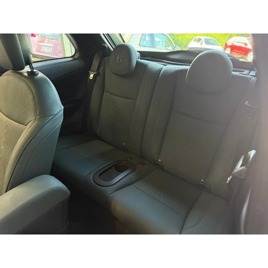 FIAT 500e Giorgio Armani Hatchback 42 kWh. s01-55756