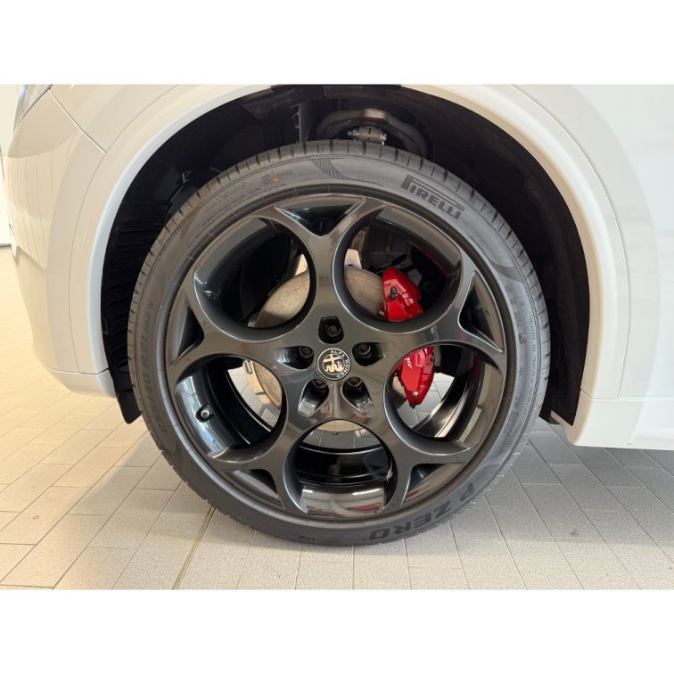 ALFA ROMEO STELVIO 2.0 Turbo 280k Q4 TRIBUTO ITALIANO s01-55286