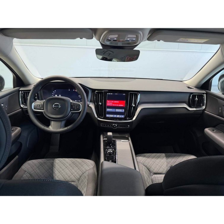 VOLVO V60 B4 2.0L 197+14 HP AT7 FWD CORE (benzín) s01-55697