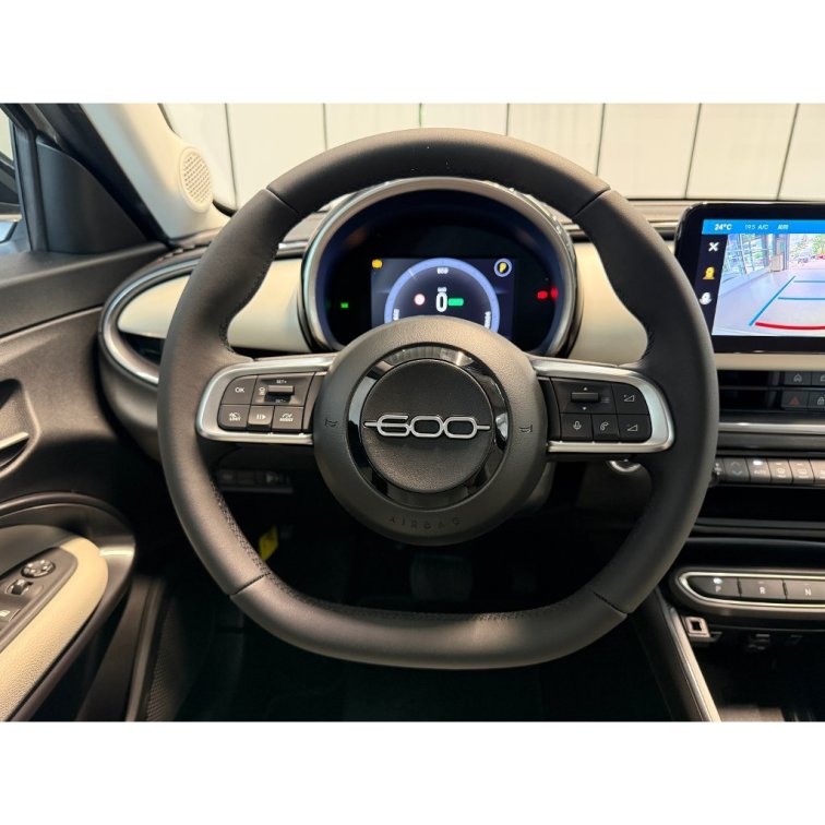 FIAT 600e La Prima BEV 54kWh 156k s01-55810