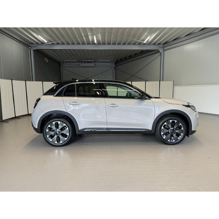 FIAT 600e La Prima BEV 54kWh 156k s01-55810