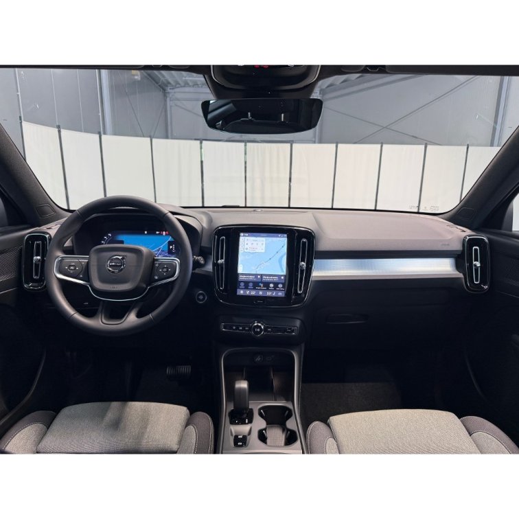 VOLVO XC40 B3 2.0L 163 HP AT7 FWD CORE s01-55650