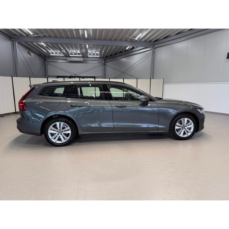 VOLVO V60 B4 2.0L 197+14 HP AT7 FWD CORE (benzín) s01-55697