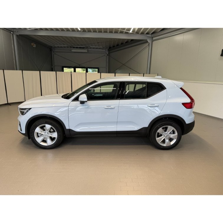 VOLVO XC40 B3 2.0L 163 HP AT7 FWD CORE s01-55650
