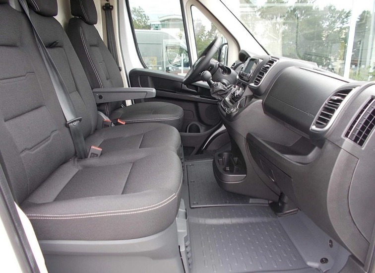 OPEL MOVANO Van 3500 L3H2 2.2 CDTi 180k 6-MT s03-52412