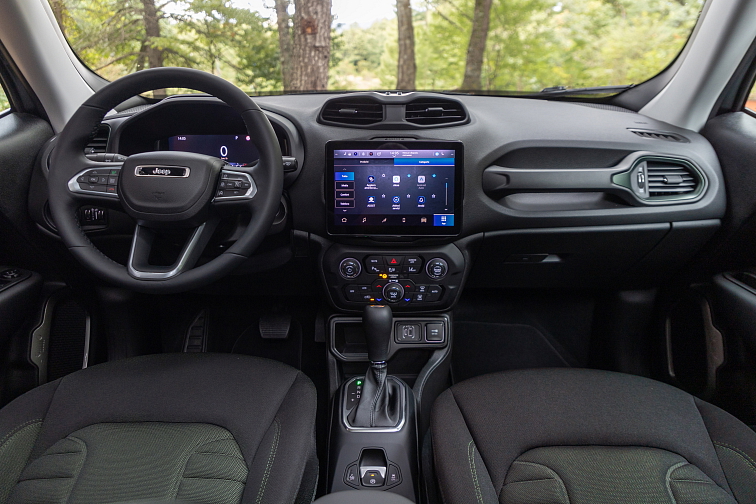 Představujeme edici North Star modelů Jeep® Renegade a Compass.