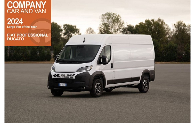 FIAT Professional Ducato je popáté v řadě za sebou „Velkou dodávkou roku“ v britské anketě Company Car and Van Awards 2024