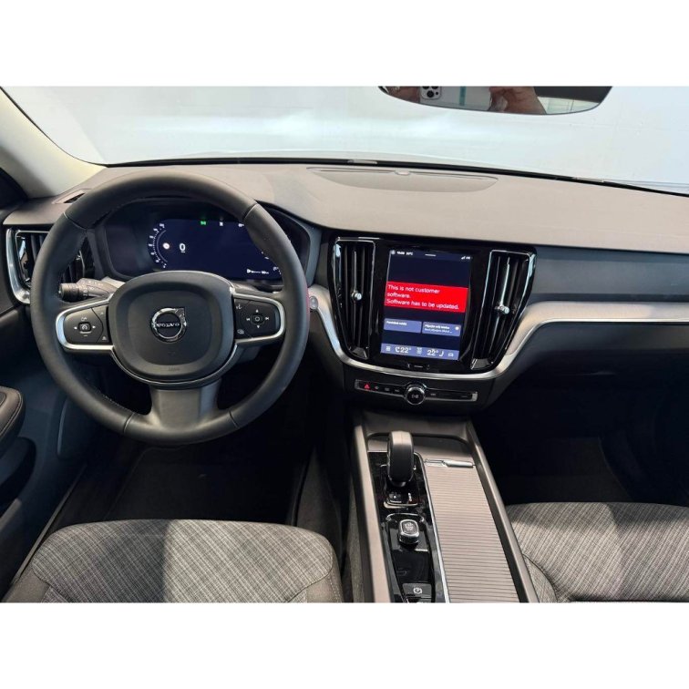 VOLVO V60 B4 2.0L 197+14 HP AT7 FWD CORE (benzín) s01-55697