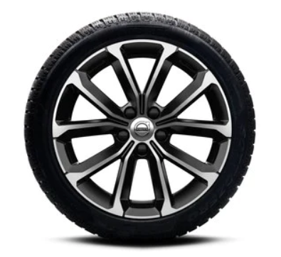 Sada zimních pneu Continental 225/50 R17 a disků z lehkých slitin 17"