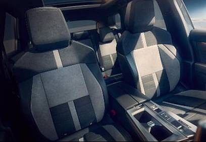 Nekompromisní síla: Grandland Electric AWD míří na český trh!