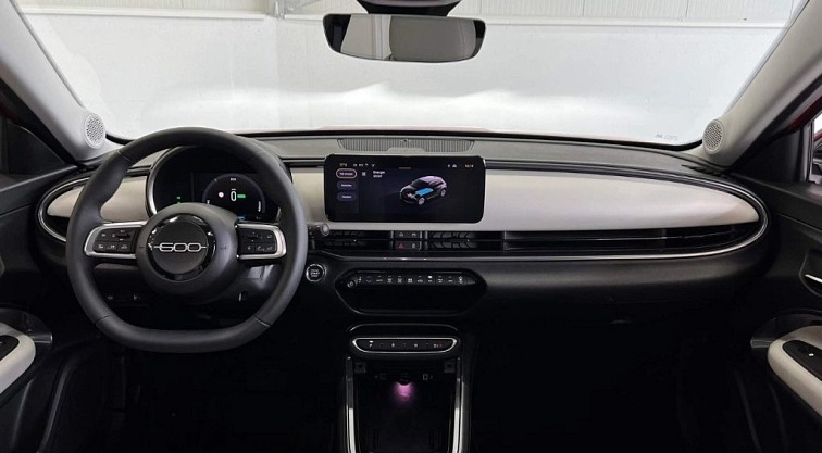 FIAT 600e La Prima BEV 54kWh 156k s01-54491