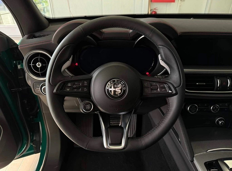 ALFA ROMEO STELVIO 2.0 Turbo 280k Q4 TRIBUTO ITALIANO s01-55282