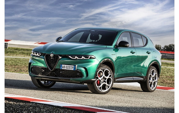 Alfa Romeo se vrací na pařížský autosalon Mondial de l'Auto