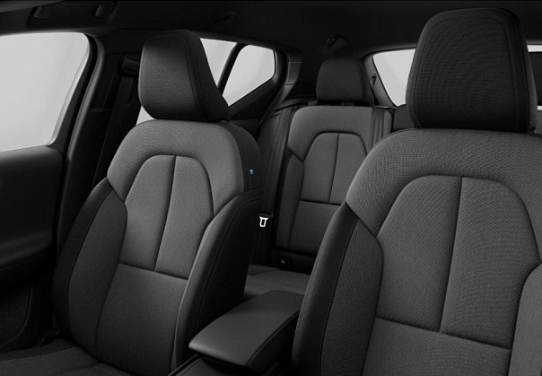 VOLVO XC40 B3 2.0L 163 HP AT7 FWD CORE s01-54906