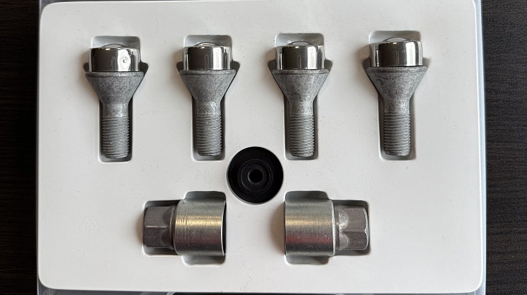 Bezpečnostní šrouby kol Fiat Ducato 15"