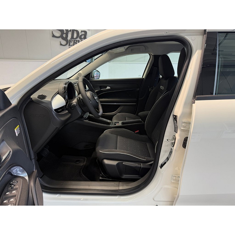 FIAT 600 1.2 Turbo Hybrid 110k MHEV eDCT6 s01-55765