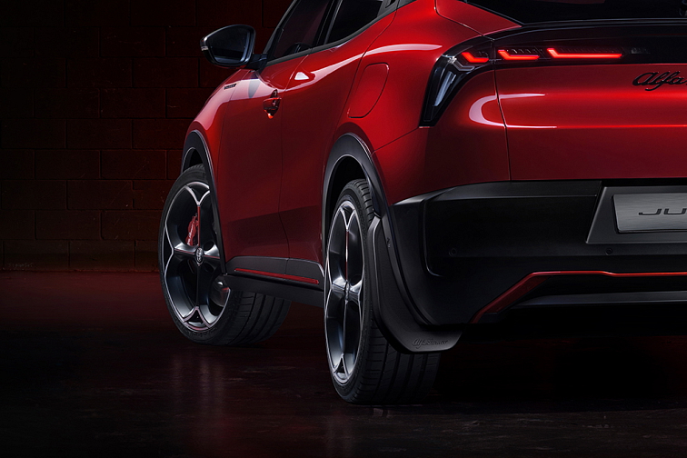 Zástěrky lapače nečistot zadní Alfa Romeo Junior