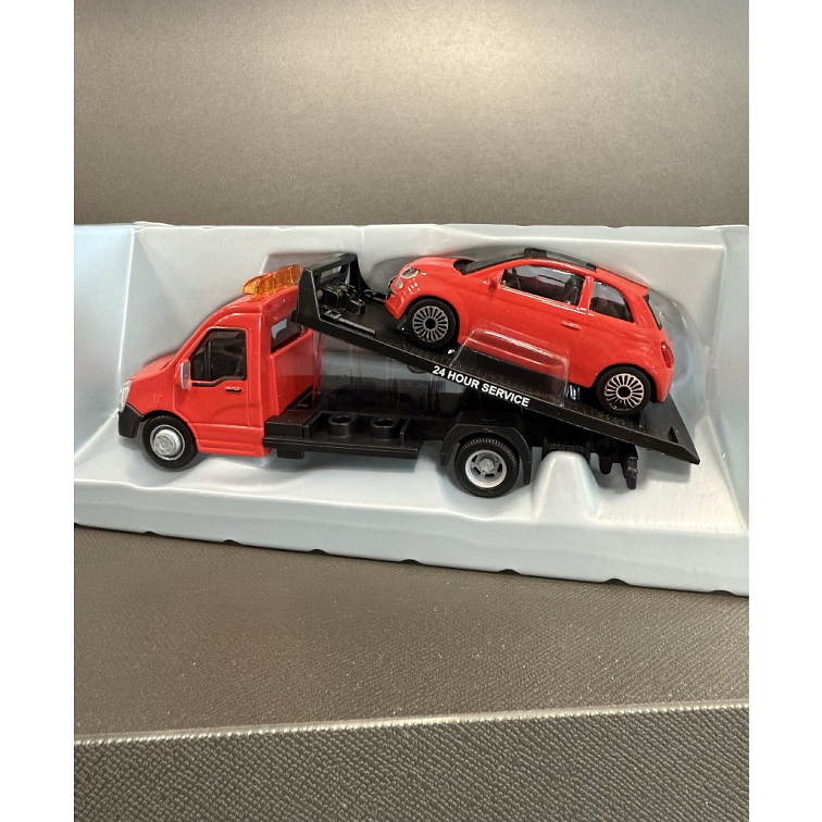 Model vozu Fiat 500+ transporter 1:43
