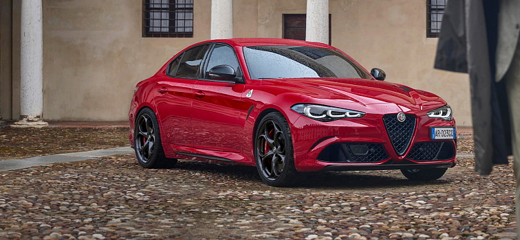 Alfa Romeo se vrací na pařížský autosalon Mondial de l'Auto