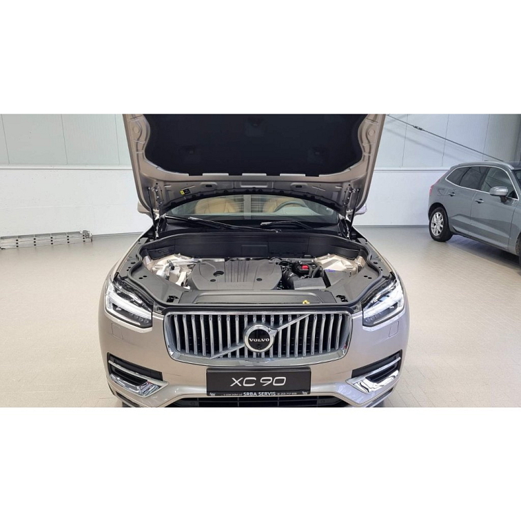 VOLVO XC90 B5 2.0L 250+14 HP AT8 AWD PLUS Bright (benzín) s01-55087