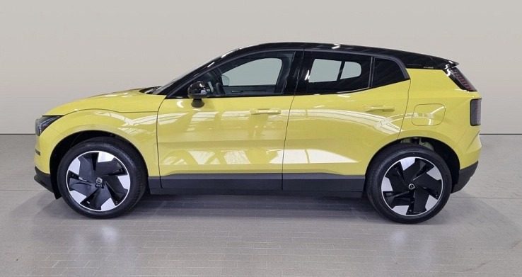 VOLVO EX30 Single Motor Plus 272 HP Extended Range s01-54498