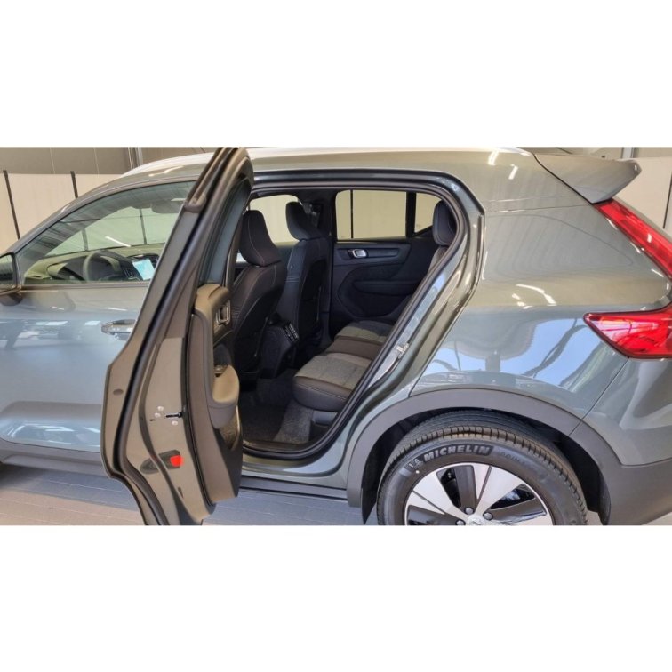 VOLVO XC40 B3 2.0L 163 HP AT7 FWD CORE s01-55653