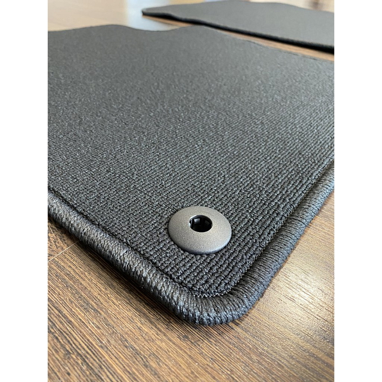 Koberce látkové černé XC60 (2018-)