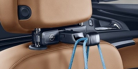 Opel FlexConnect - háček věšák na šaty, tašku
