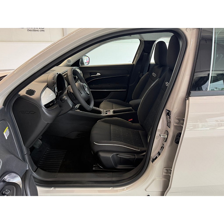 FIAT 600 1.2 Turbo Hybrid 110k MHEV eDCT6 s01-55746