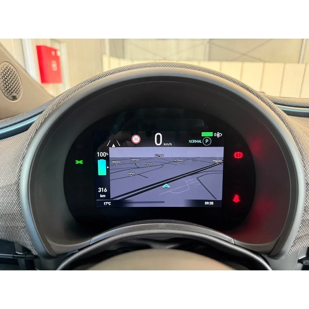 FIAT 500e Giorgio Armani Hatchback 42 kWh. s01-55756