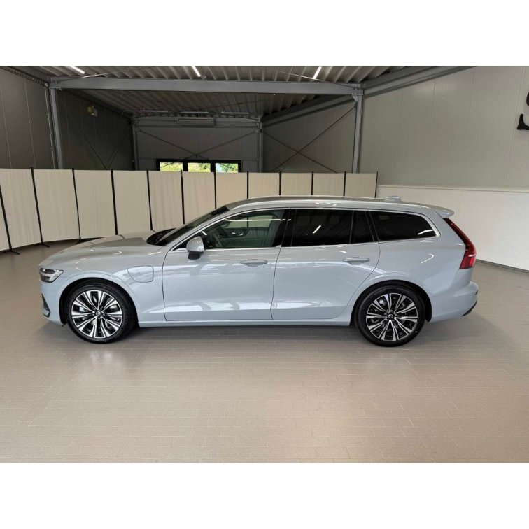 VOLVO V60 T6 AWD RECHARGE 2.0L 253+145 HP PLUS Bright s01-56107