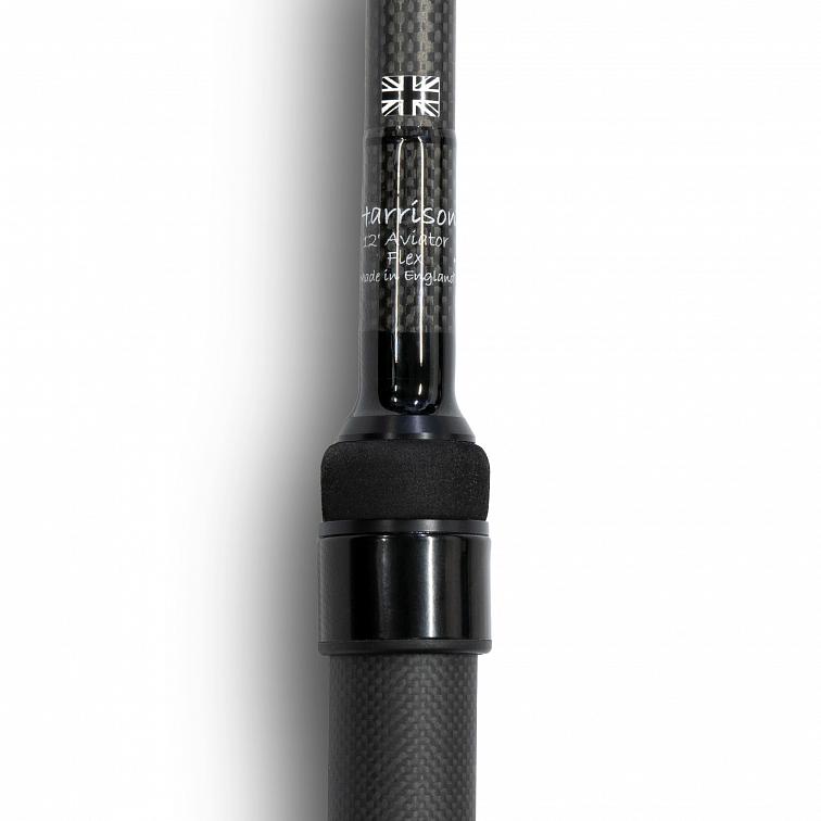 Harrison kaprový prut Aviator Flex 12ft 3lb 2oz All Black, sedlo 1K Carbon, Fullshrink, Kigan 3D 50mm
