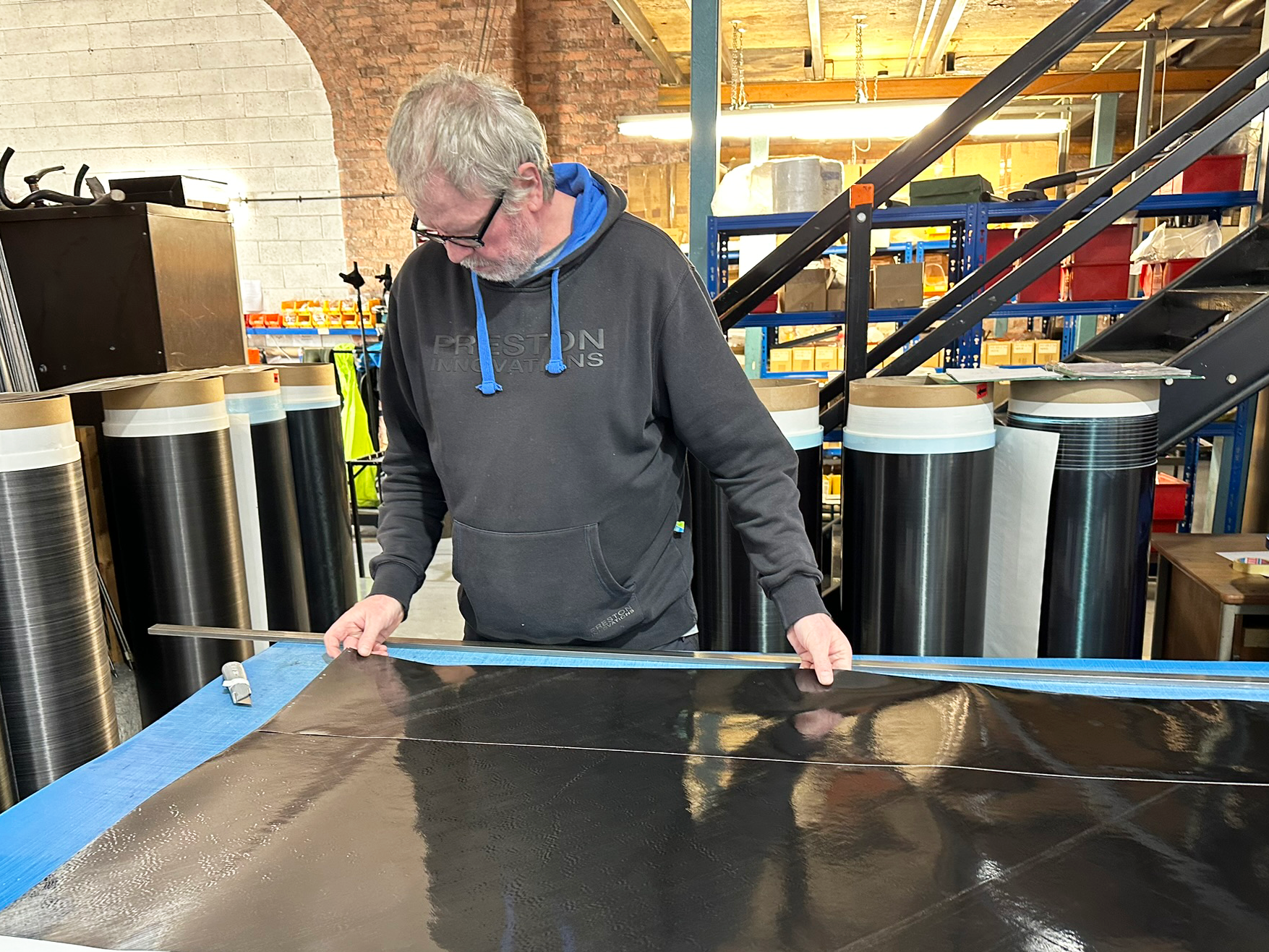 Harrison Kaprový Prut Aviator 11ft 3,25lb Green Limited Edition, Alps ARD Black, Kigan ZD 50mm Gunsmoke, Abbreviated