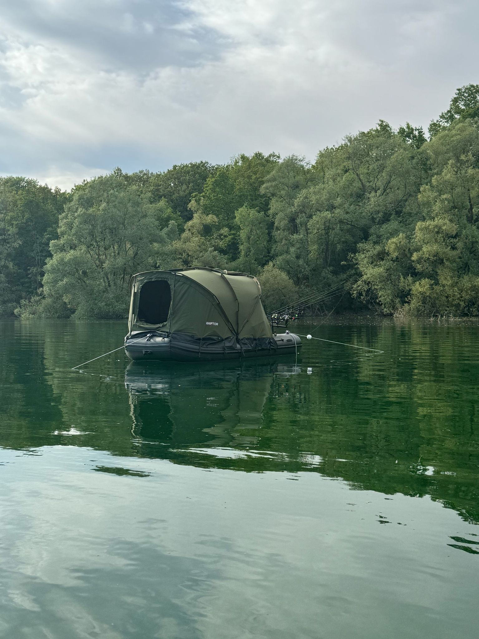ČLUN RAPTOR 400 X WIDE ALU GREEN + PŘÍSTŘEŠEK