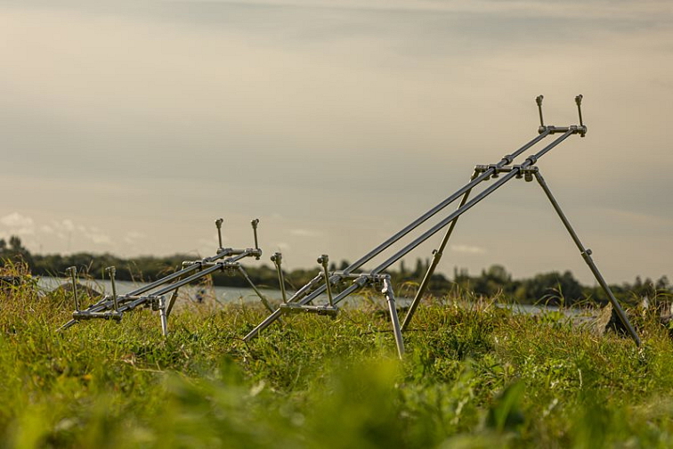 Solar Nerezový Stojan Na Pruty P1 Euro Universal Pod